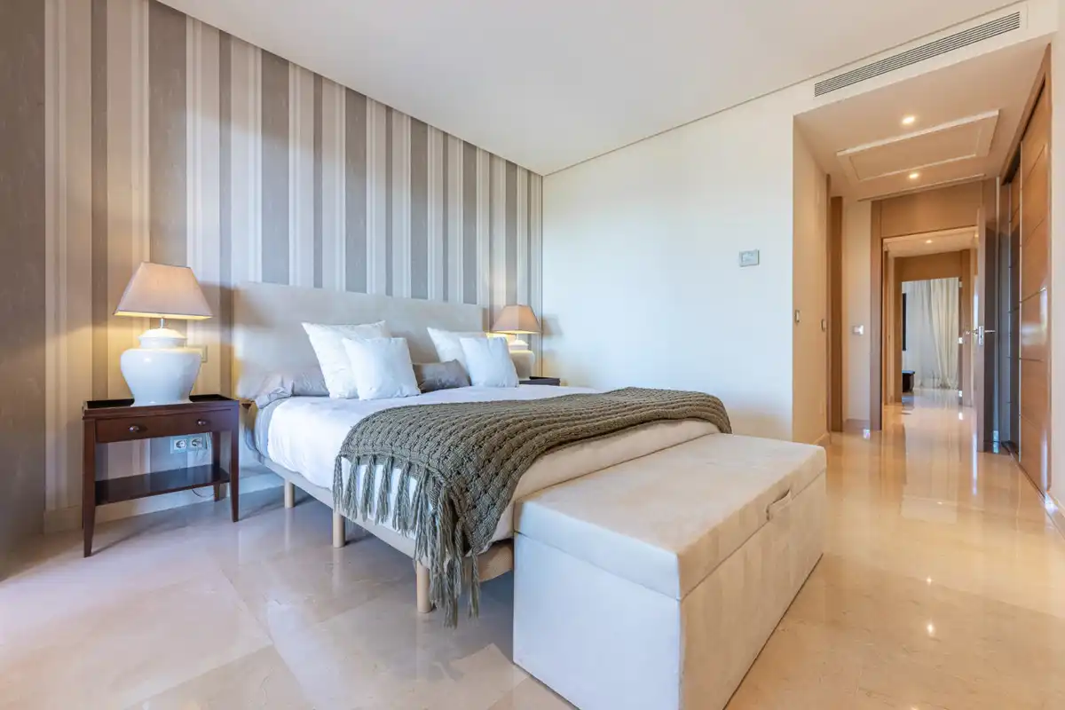 Piso con terraza en venta en Urbanizacion el Herrojo 2, imagen 4