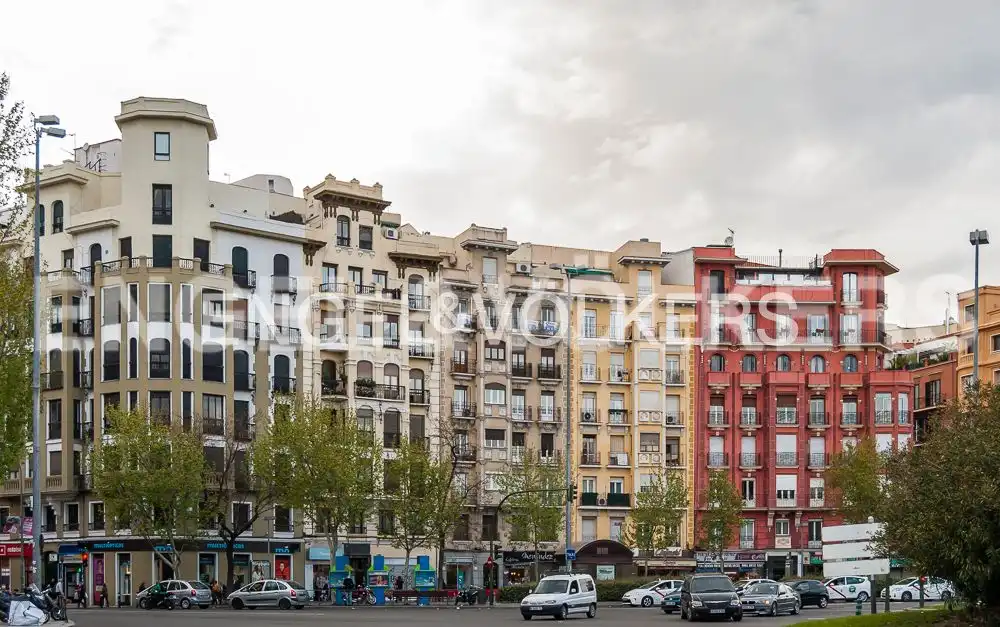 Außenansicht von Wohnung zum Verkauf in Madrid mit Heizung und Terrasse