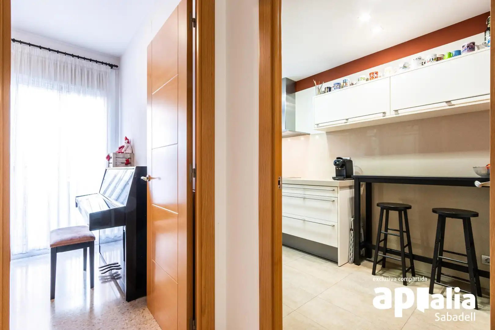 Cuina de Casa adosada en venda en Sabadell amb Calefacció i Terrassa