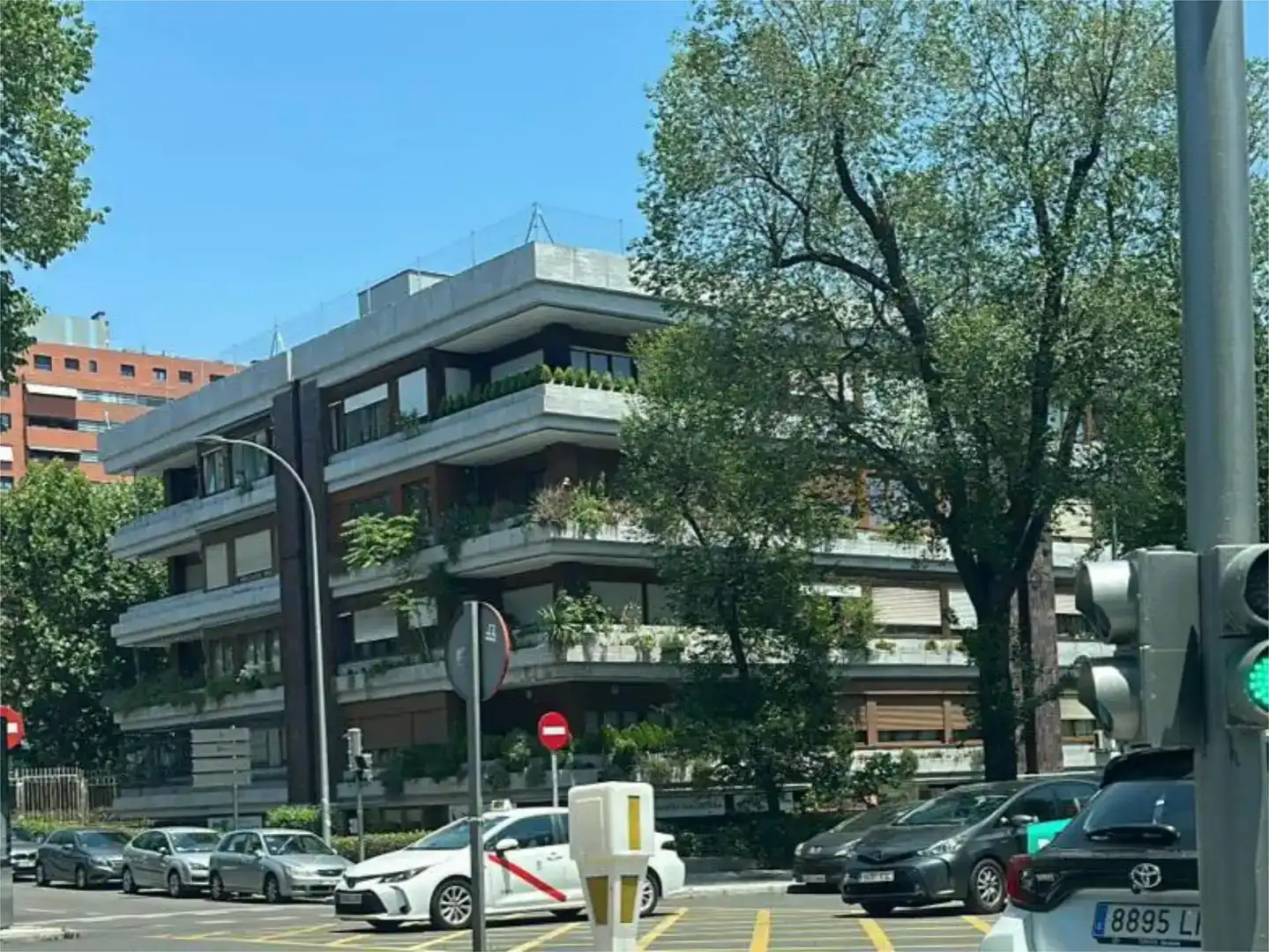 Vista exterior de Pis en venda en  Madrid Capital amb Aire condicionat, Terrassa i Piscina