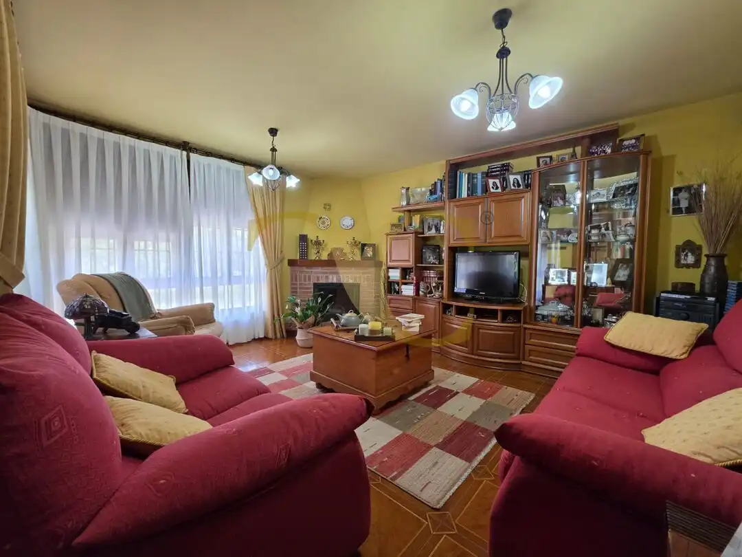 Villa con giardino in vendita a Riucaliente, imagen 17