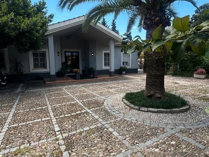 Exterior view of House or chalet for sale in  Córdoba Capital  with Air Conditioner, Heating and Private garden