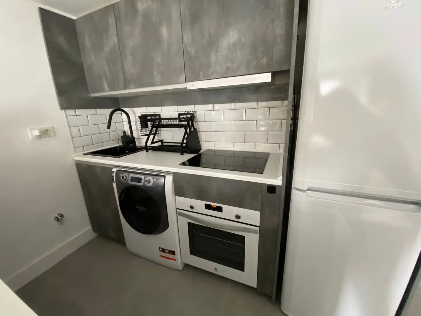 Kitchen of Flat for rent in Torremolinos  with Air Conditioner, Heating and Furnished