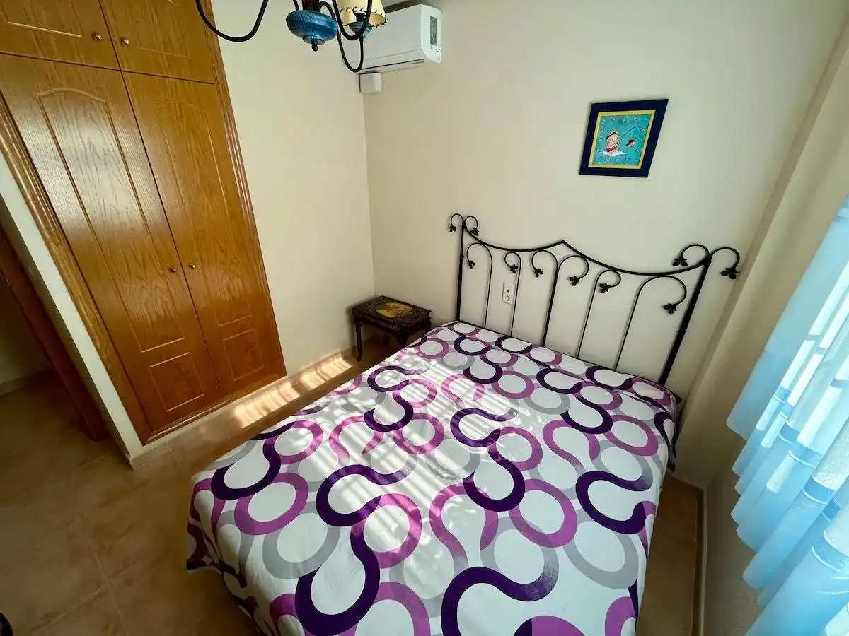 Dormitori de Casa o xalet de lloguer en Santa Pola amb Terrassa, Moblat i Balcó