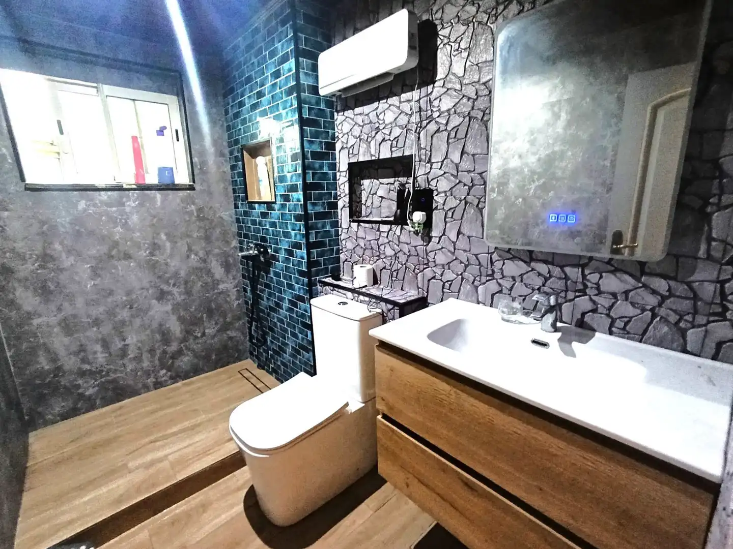 Badezimmer von Wohnungen zum Verkauf in Benissa mit Klimaanlage