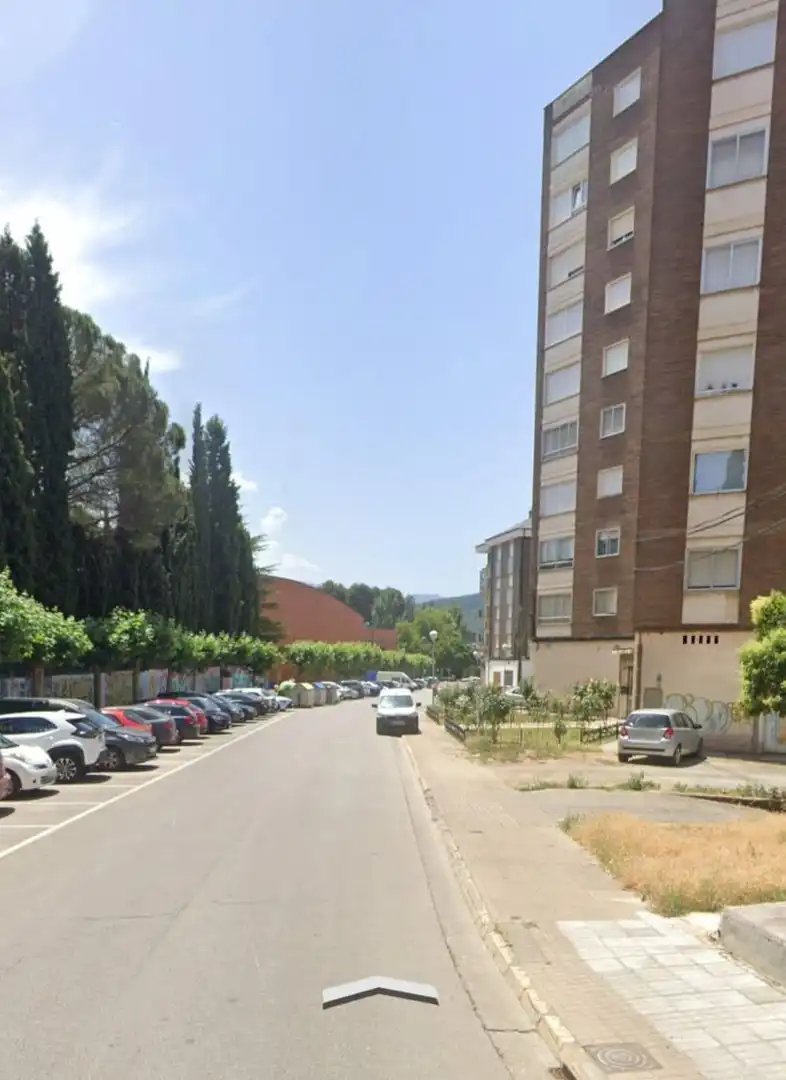 Vista exterior de Pis en venda en Ponferrada amb Calefacció, Terrassa i Traster