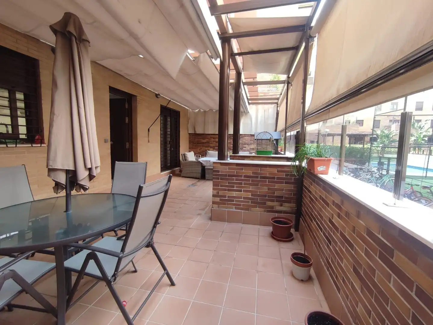 Terraza de Planta baja en venta en Córdoba con Aire acondicionado, Trastero y Piscina comunitaria