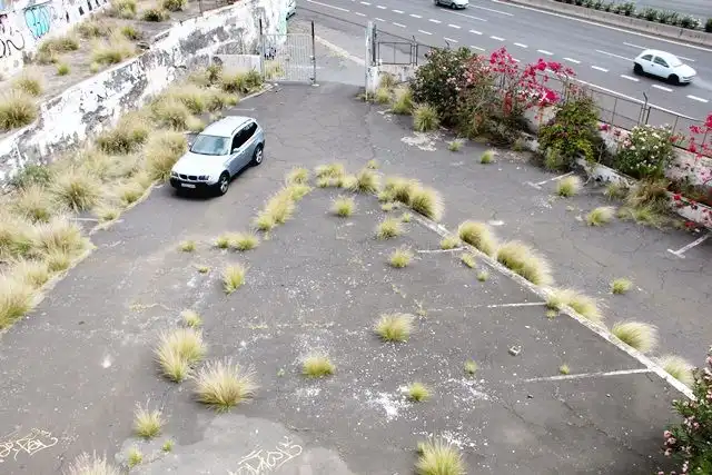 Außenansicht von Fabrikhallen zur Miete in San Cristóbal de la Laguna