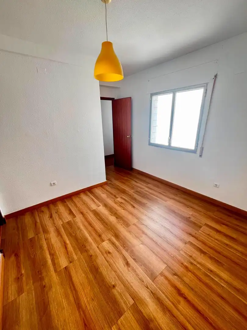 Schlafzimmer von Wohnung zur Miete in Alicante / Alacant mit Parkett