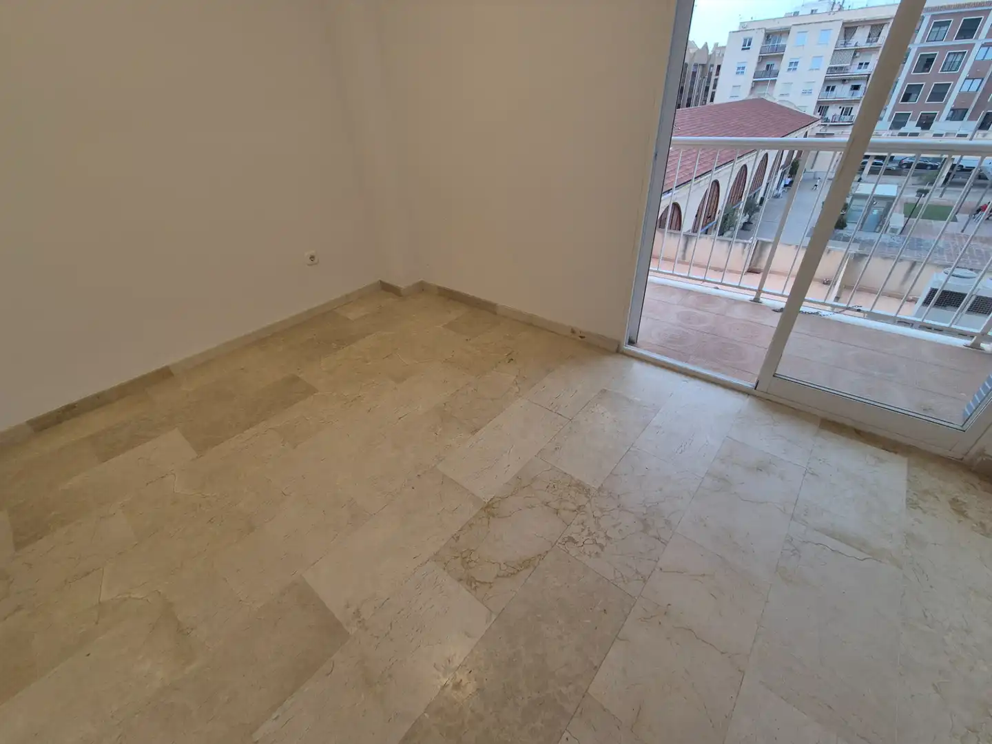 Appartamento con terrazza in affitto a Elche ciudad, imagen 6