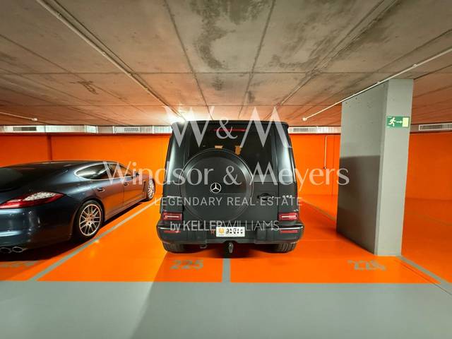 Garaje en Venta en Avinguda de les Nacions Unides en Les Escaldes