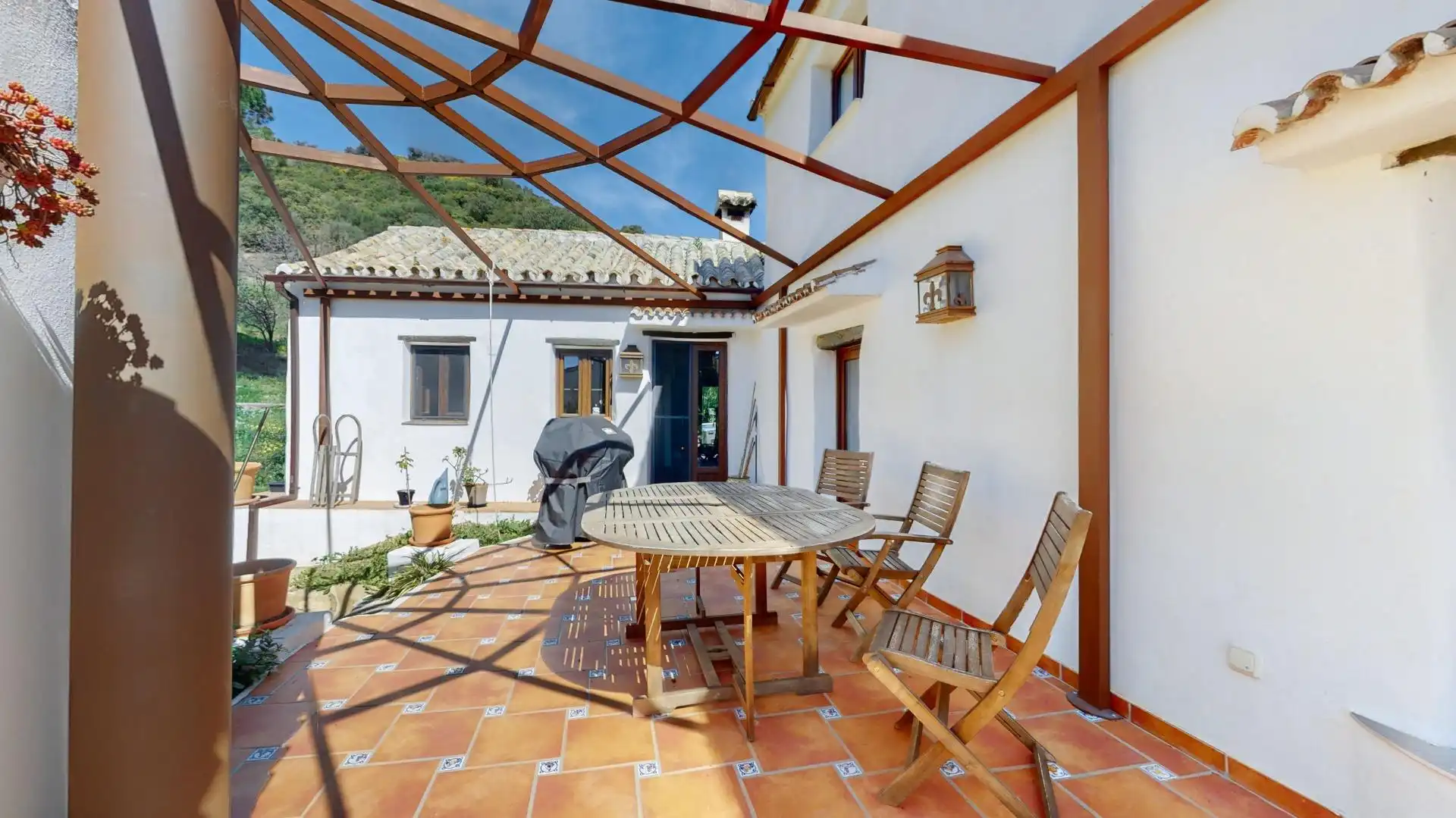 Terrassa de Finca rústica en venda en Casares amb Calefacció, Jardí privat i Terrassa