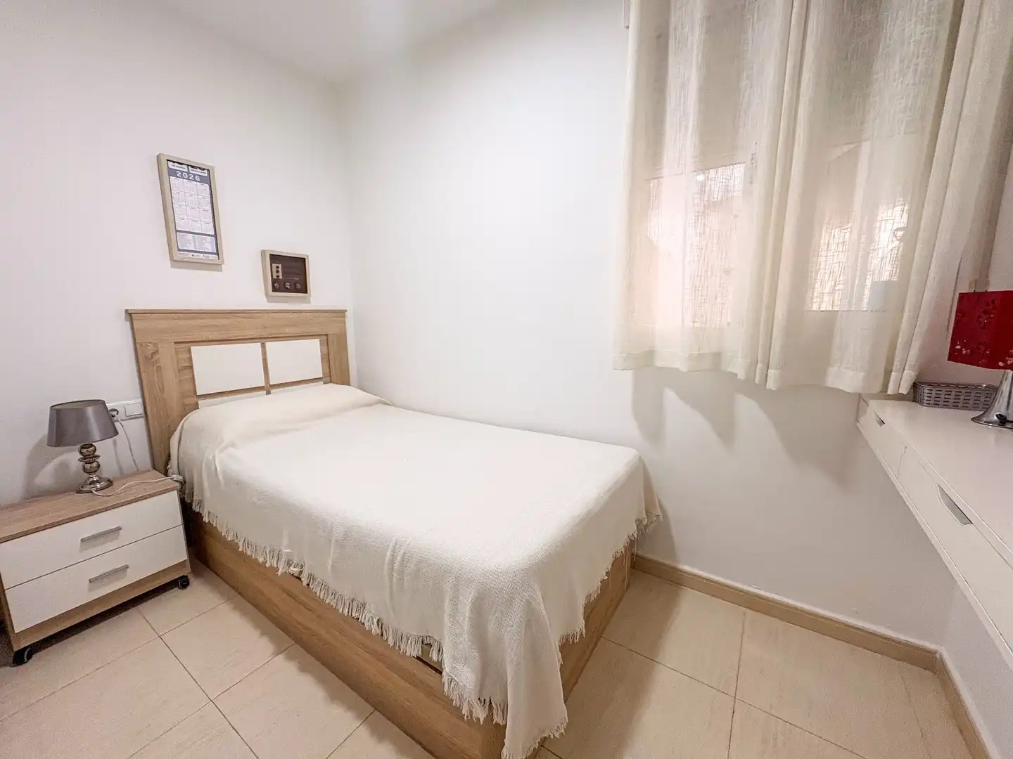Habitación de Piso en venta en Pilar de la Horadada con Terraza, Trastero y Amueblado