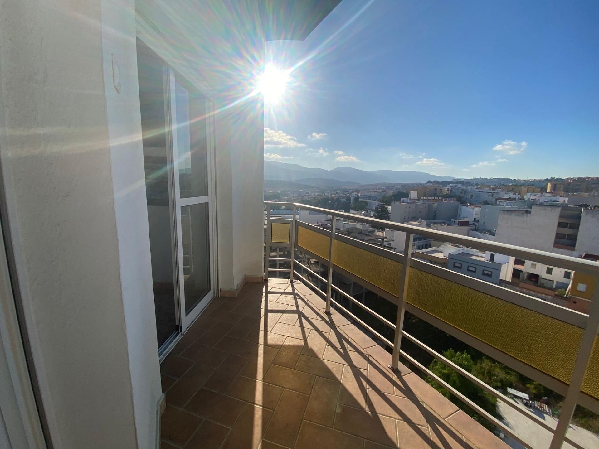 Exterior view of Flat for sale in Algeciras  with Balcony