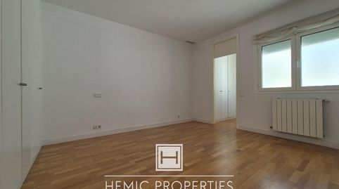Photo 2 of Flat for sale in Calle de Alcalá, Jerónimos, Madrid Capital