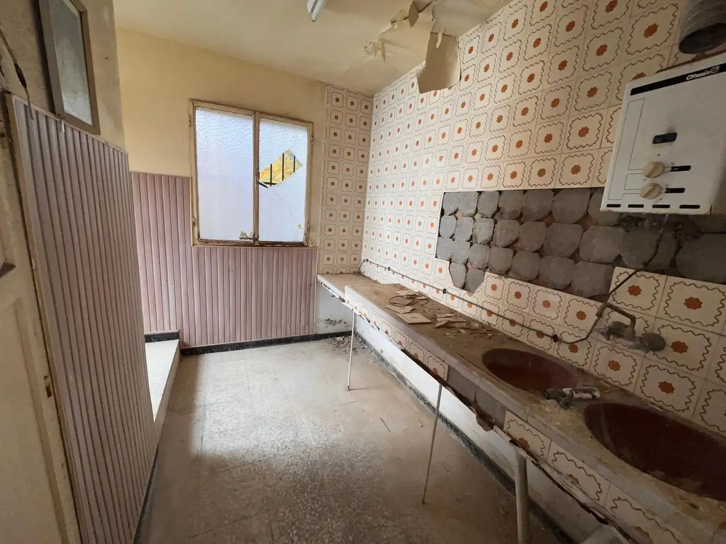 Cuina de Casa o xalet en venda en El Viso del Alcor