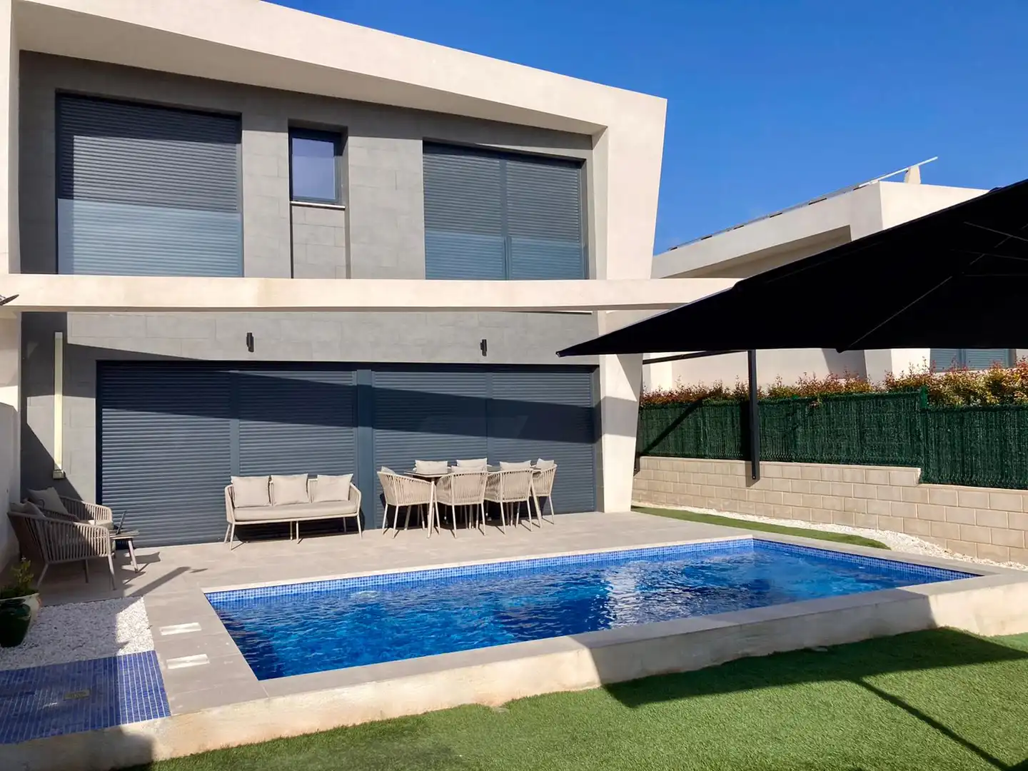 Swimming pool of Detached homes for rent in Santa Pola  with Air Conditioner, Heating and Private garden