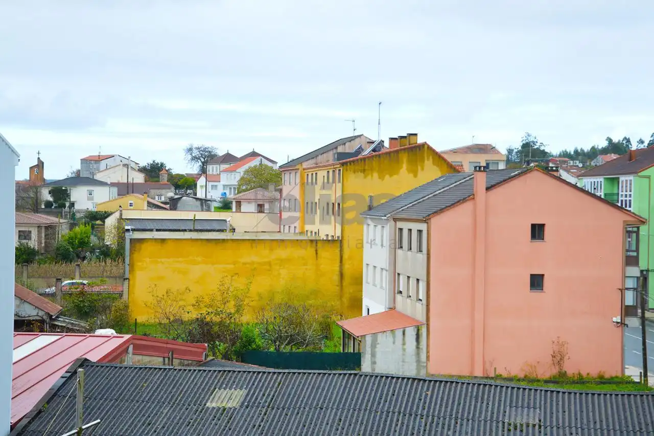 Vista exterior de Piso en venta en Zas
