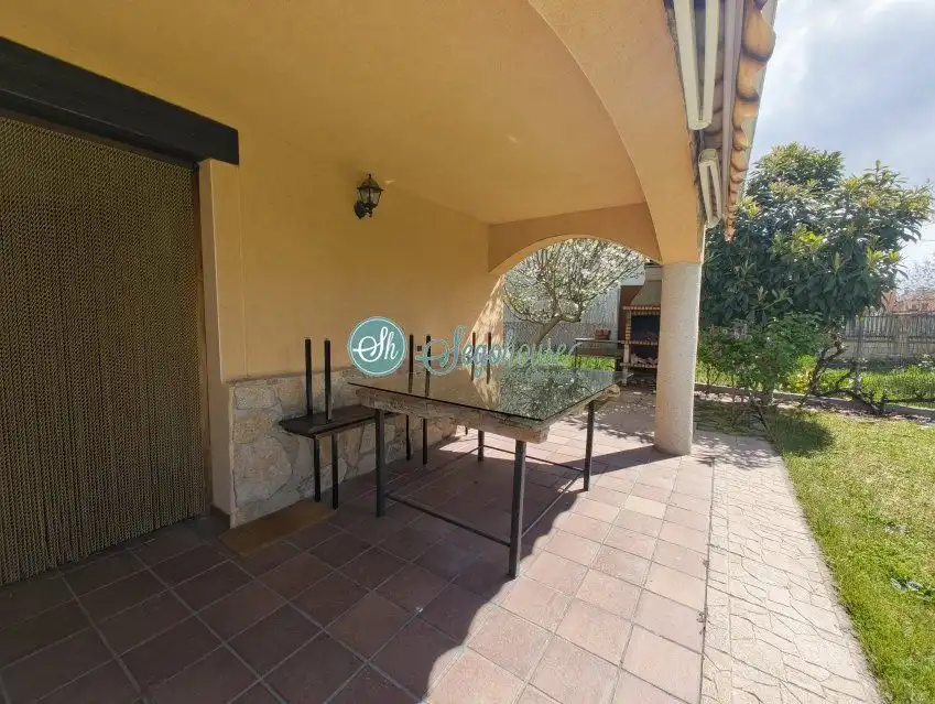 Terraza de Casa o chalet en venta en San Cristóbal de Segovia con Calefacción, Jardín privado y Terraza