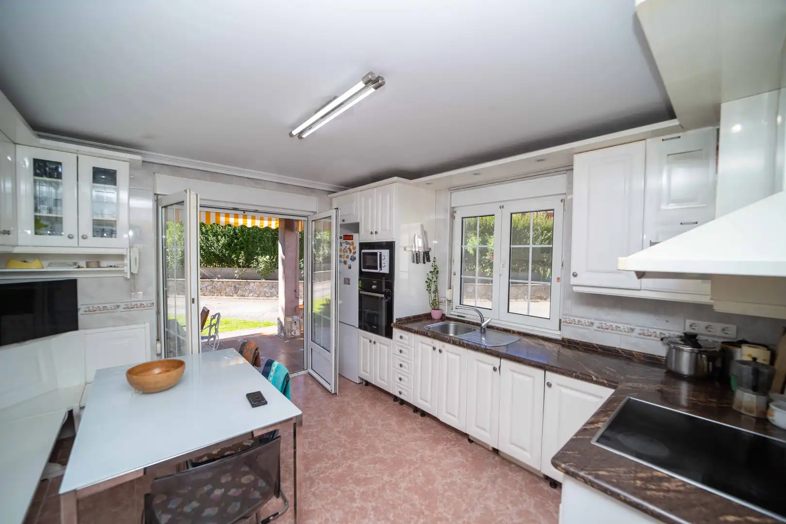 Cocina de Casa o chalet en venta en San Andrés del Rabanedo con Calefacción y Piscina