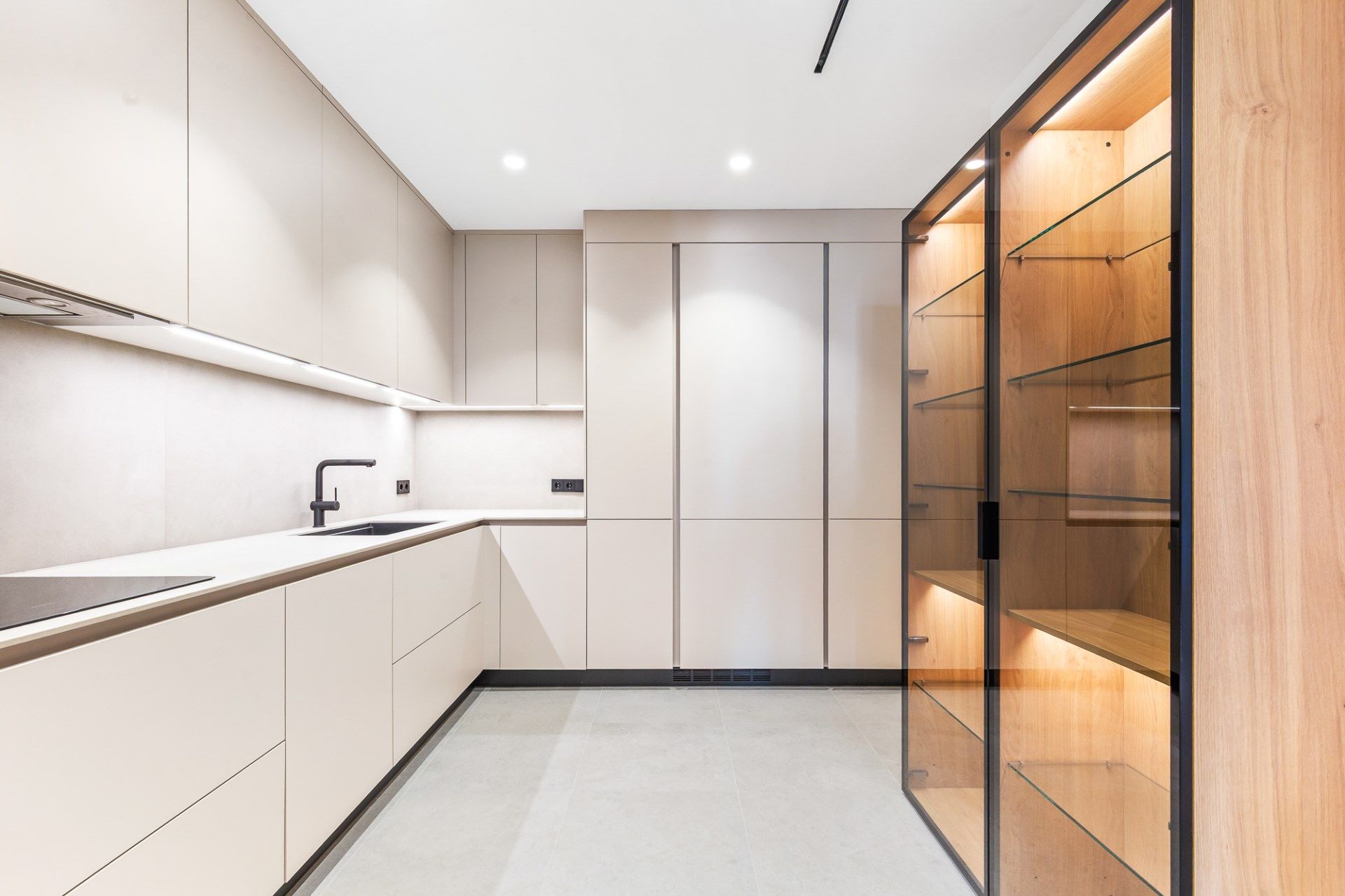 Kitchen of Flat for sale in  Barcelona Capital  with Air Conditioner, Heating and Balcony