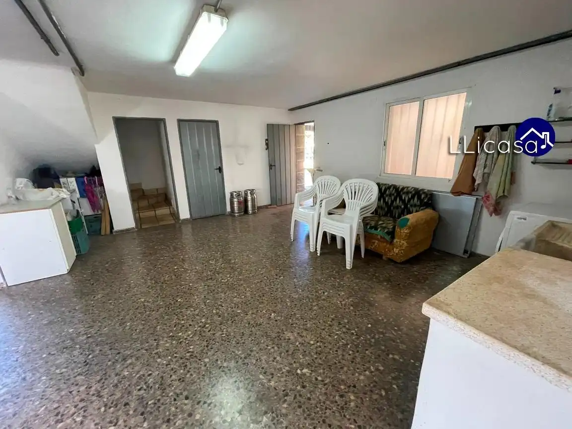 Casa o chalet en venta en La Pobla de Vallbona con Calefacción, Jardín privado y Terraza