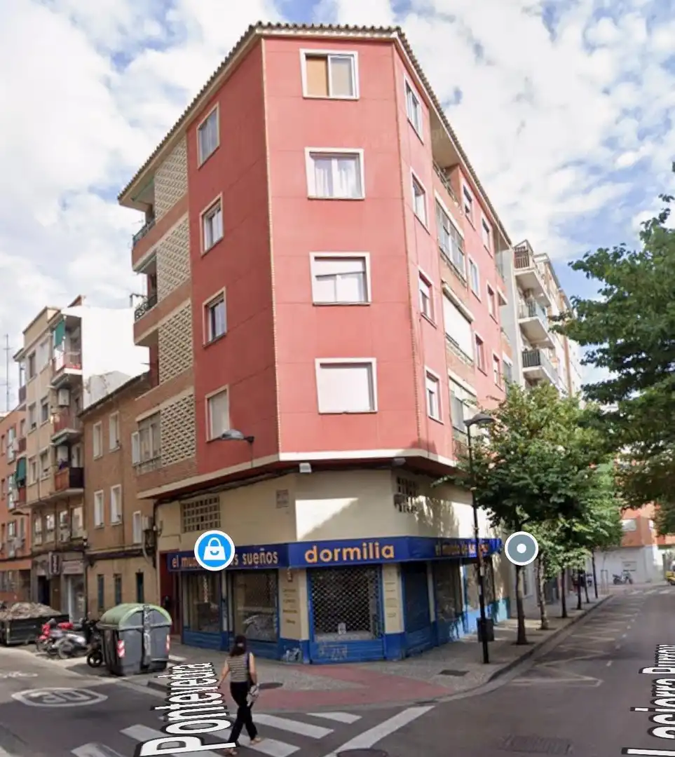 Flat for sale in Calle Pontevedra, Las Fuentes