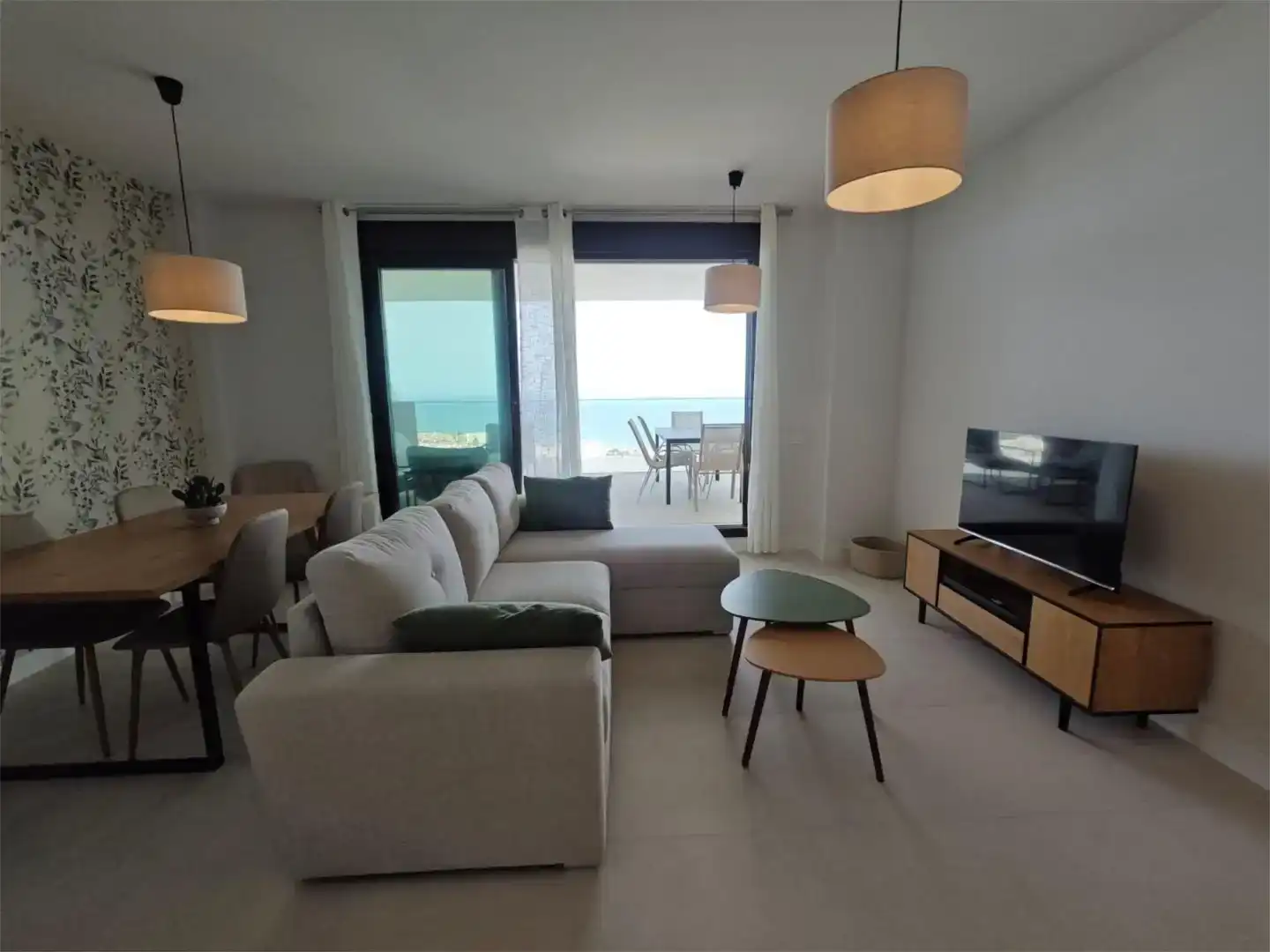 Living room of Flat for rent in Rincón de la Victoria  with Air Conditioner, Swimming Pool and Furnished