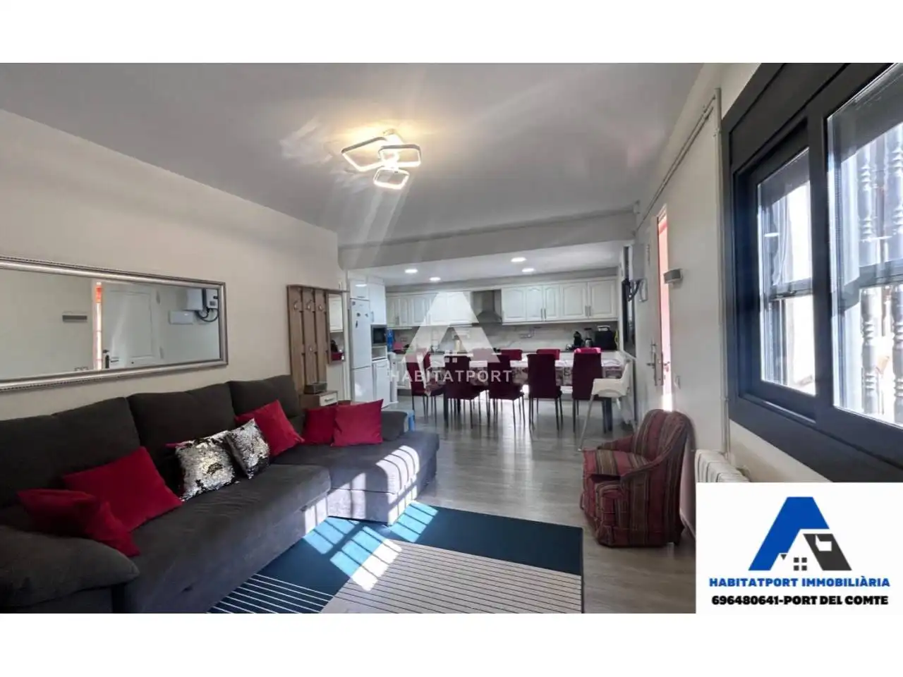 Sala de estar de Casa o chalet en venta en La Coma i la Pedra con Calefacción, Jardín privado y Amueblado