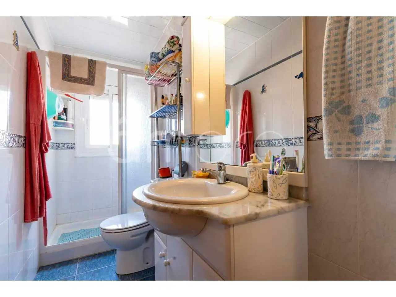 Baño de Casa o chalet en venta en Cubelles con Jardín privado, Terraza y Amueblado