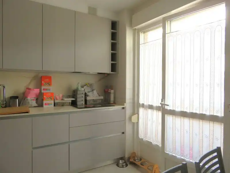 Cocina de Apartamento en venta en León Capital  con Calefacción, Jardín privado y Terraza
