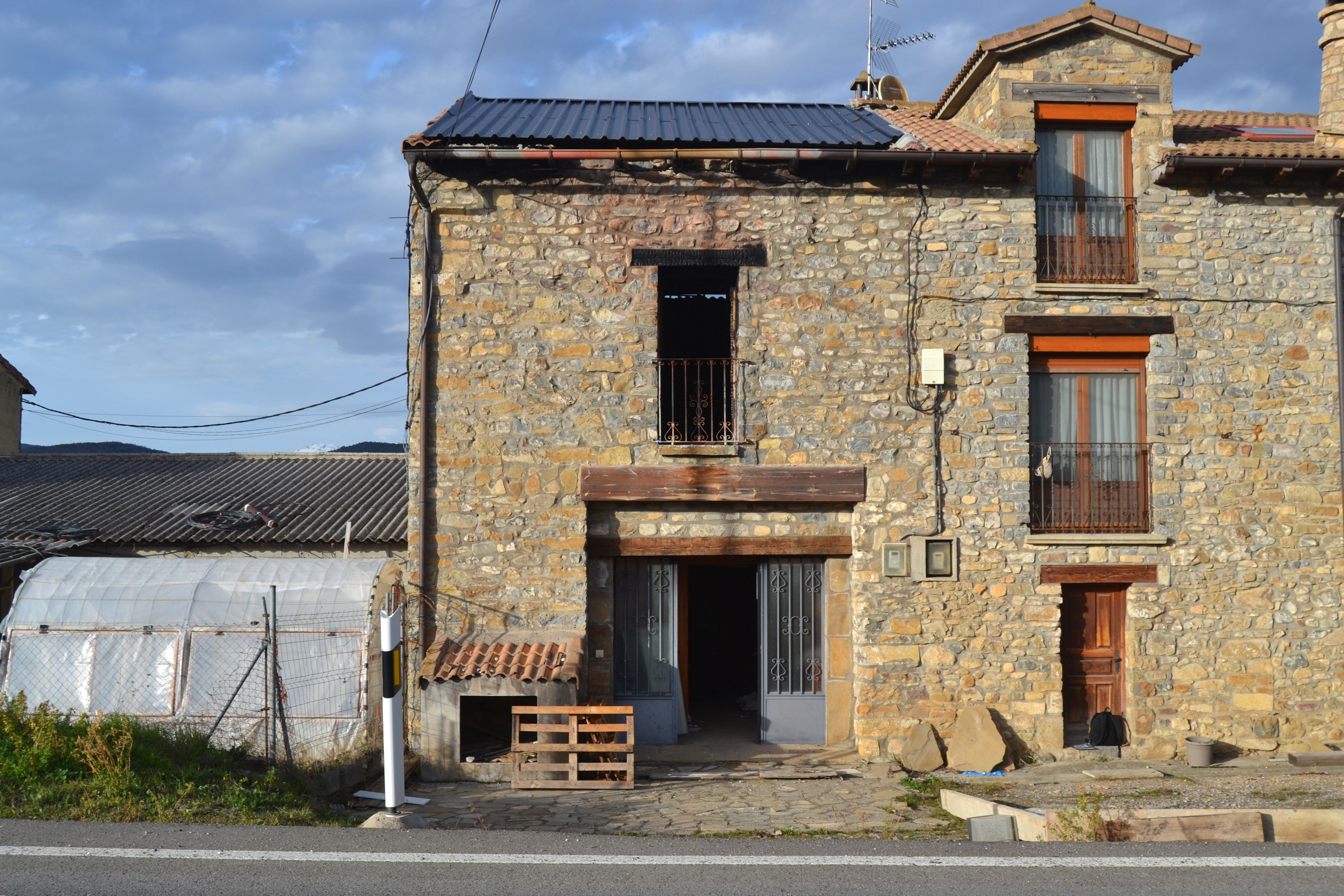 Exterior view of House or chalet for sale in Santa Cilia  with Private garden