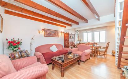 Living room of Flat for sale in Fuenlabrada  with Heating, Oven and Washing machine