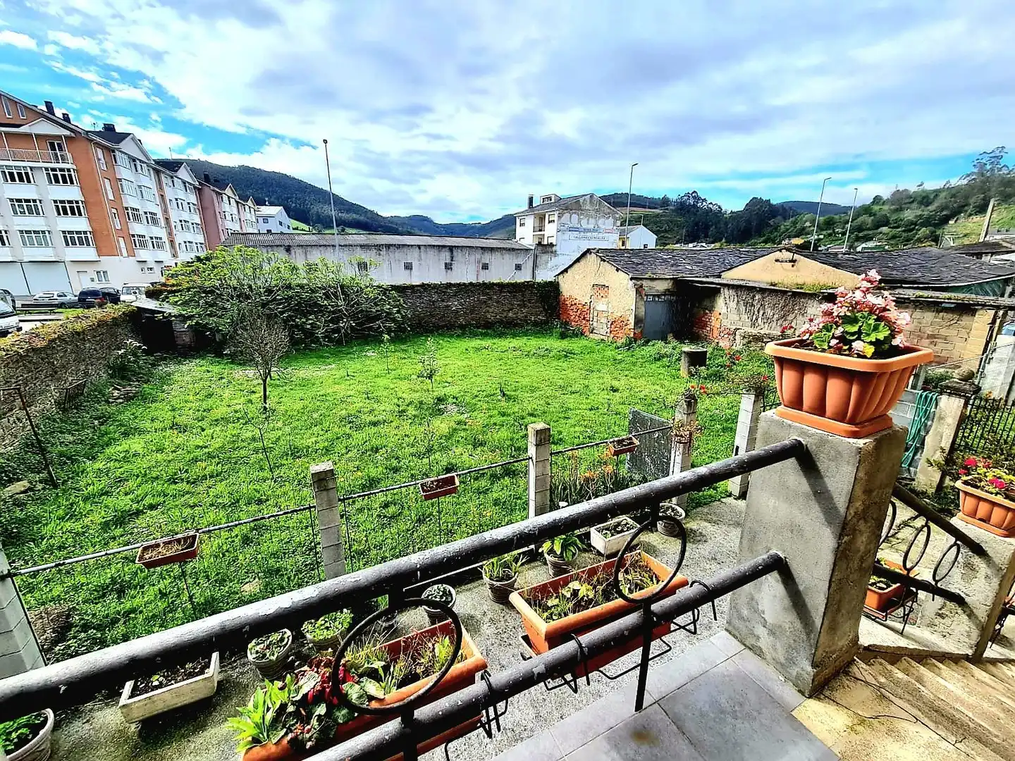 Jardín de Casa o chalet en venta en Vegadeo con Jardín privado, Trastero y Balcón