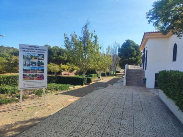 Casa-chalet en Venta en Calle Sueca en San Miguel - El Paraiso