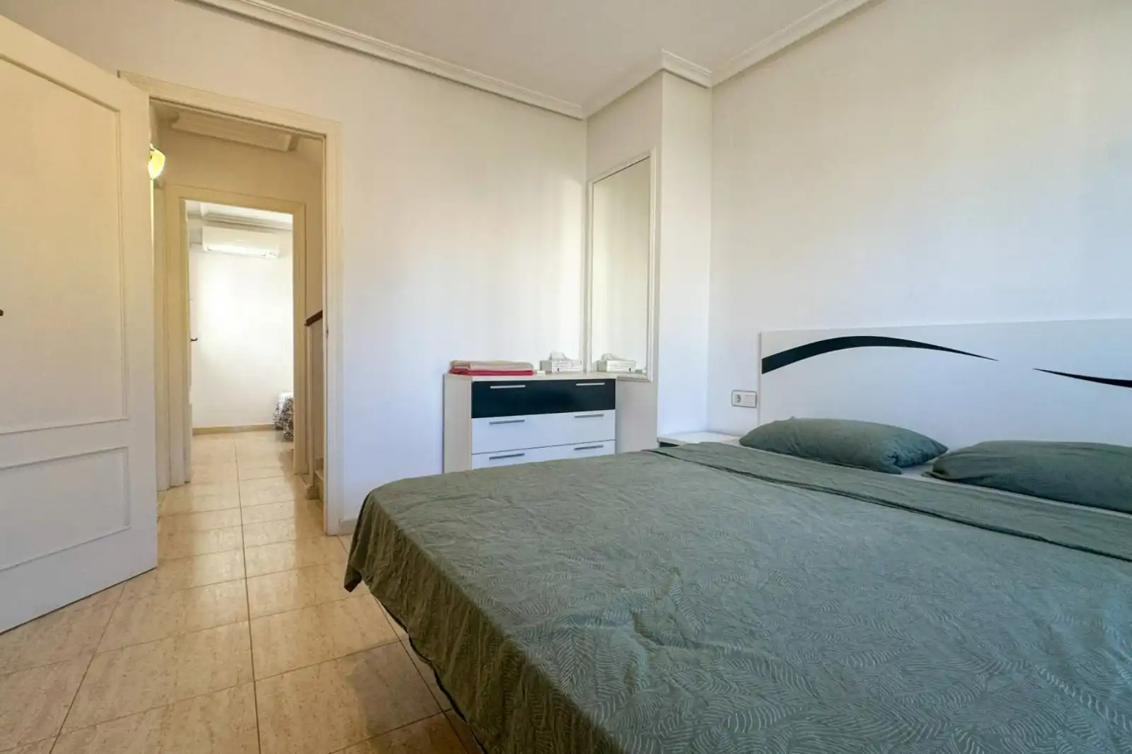 Bedroom of Houses for sale in Torrevieja  with Furnished