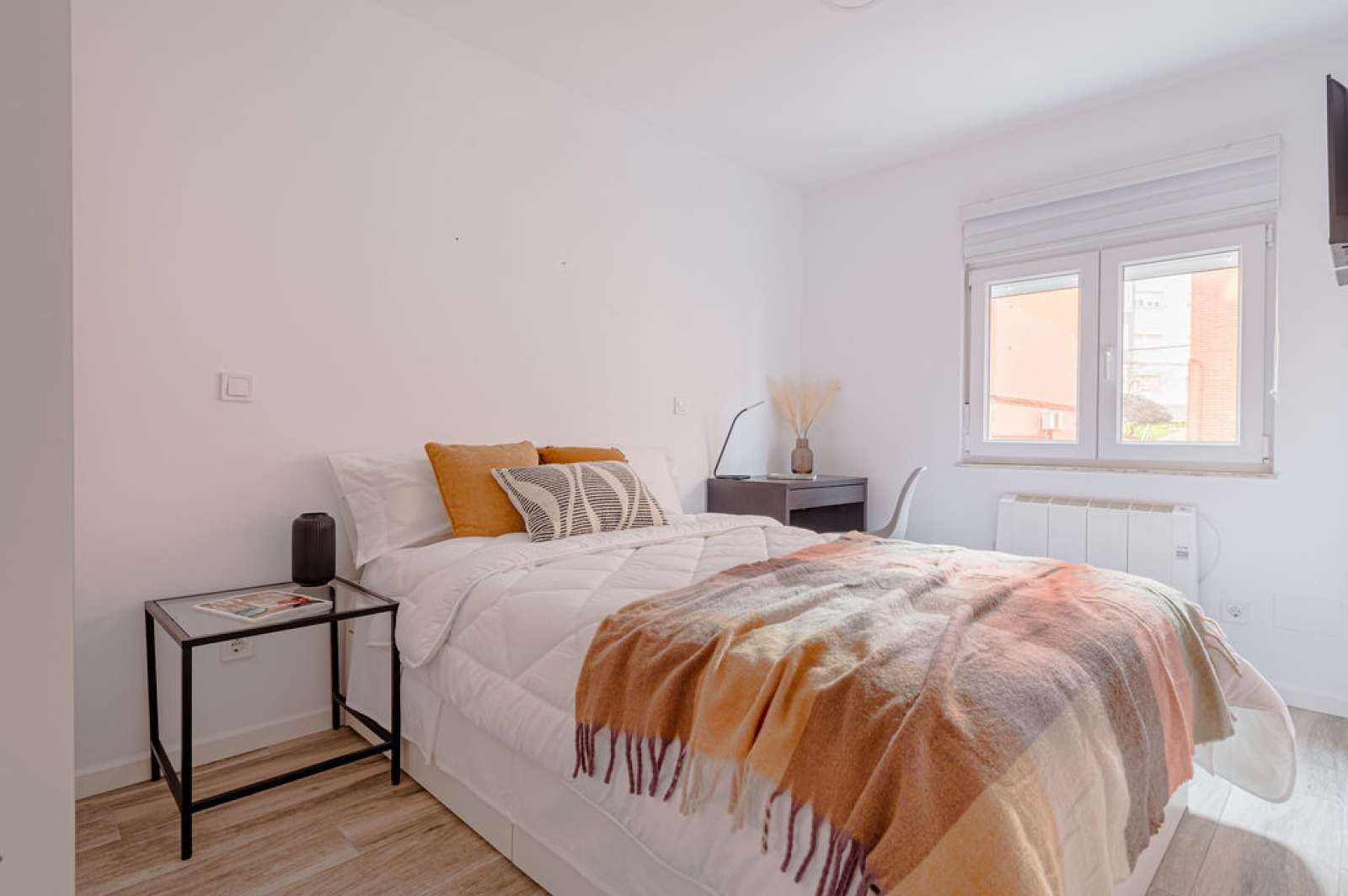 Flat for share in Los Castros