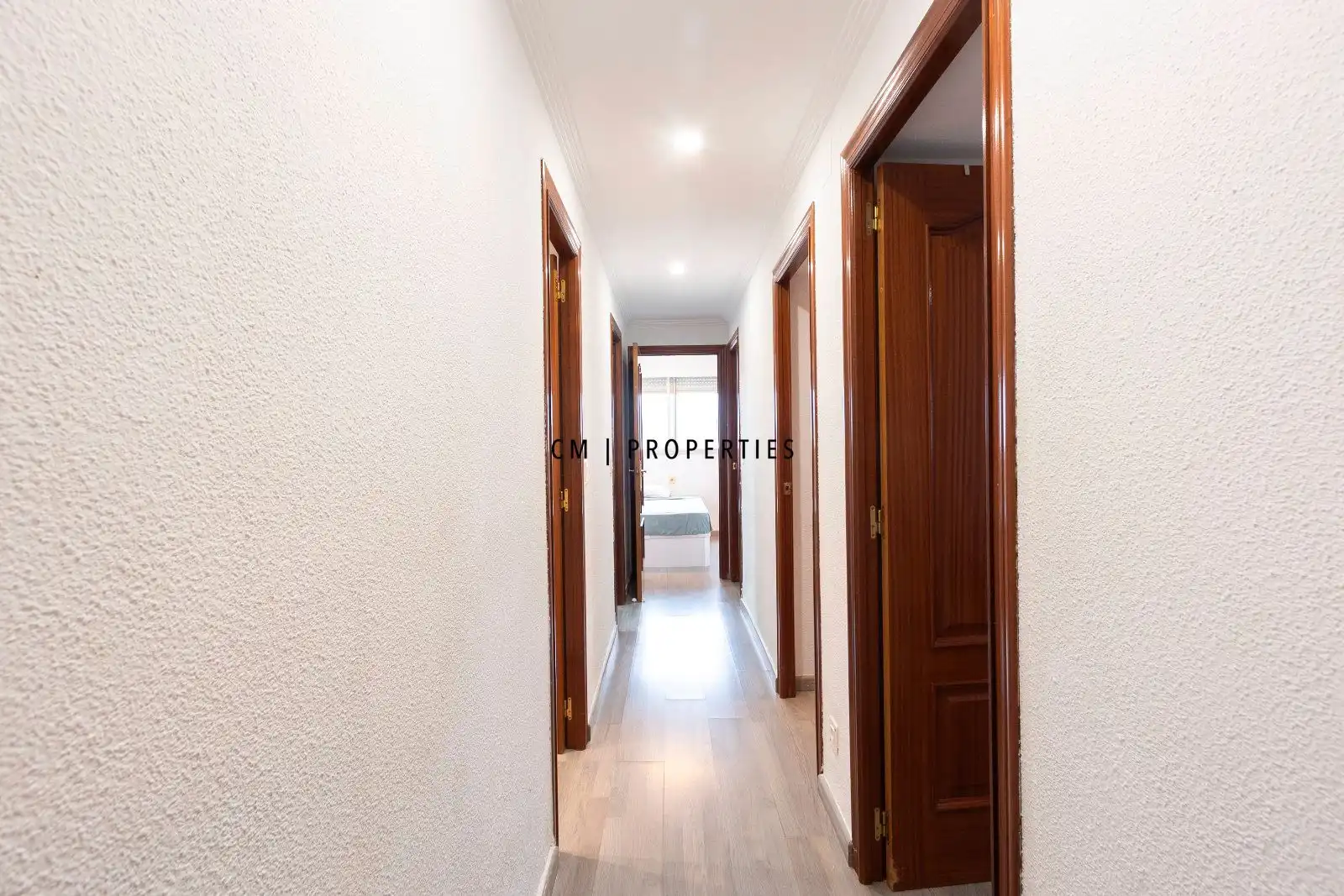 Wohnung zum Verkauf in Valencia mit Klimaanlage, Heizung und Parkett