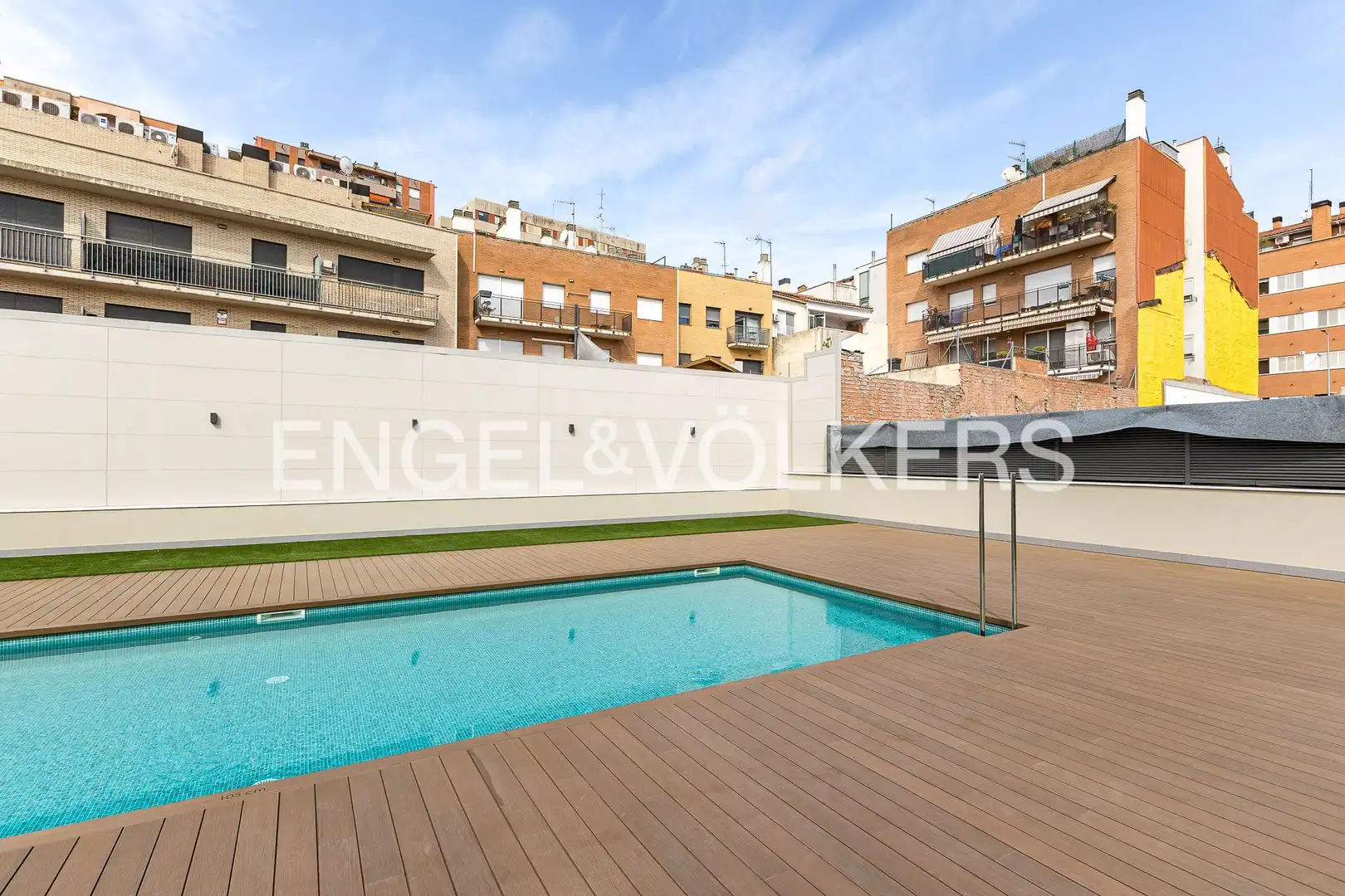 Piscina de Pis de lloguer en Sabadell amb Aire condicionat, Calefacció i Piscina