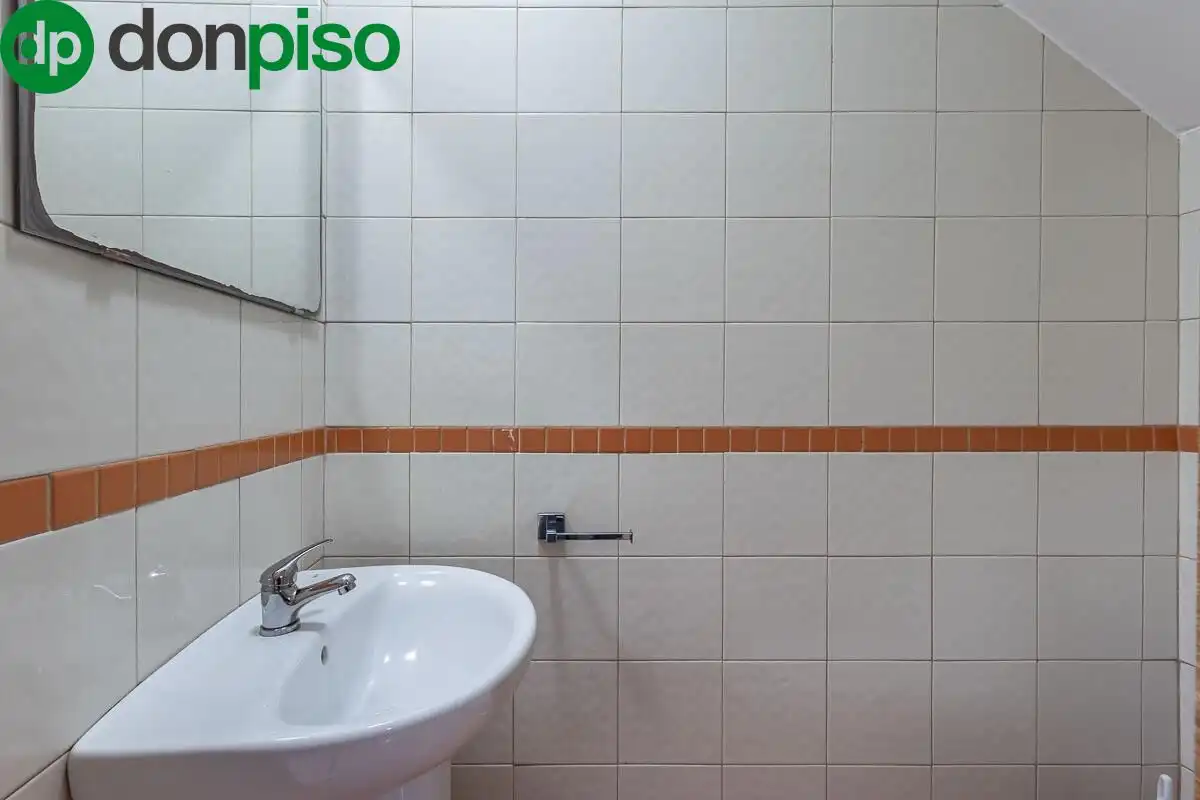 Bathroom of Duplexes for sale in Granada  with Air Conditioner and Heating