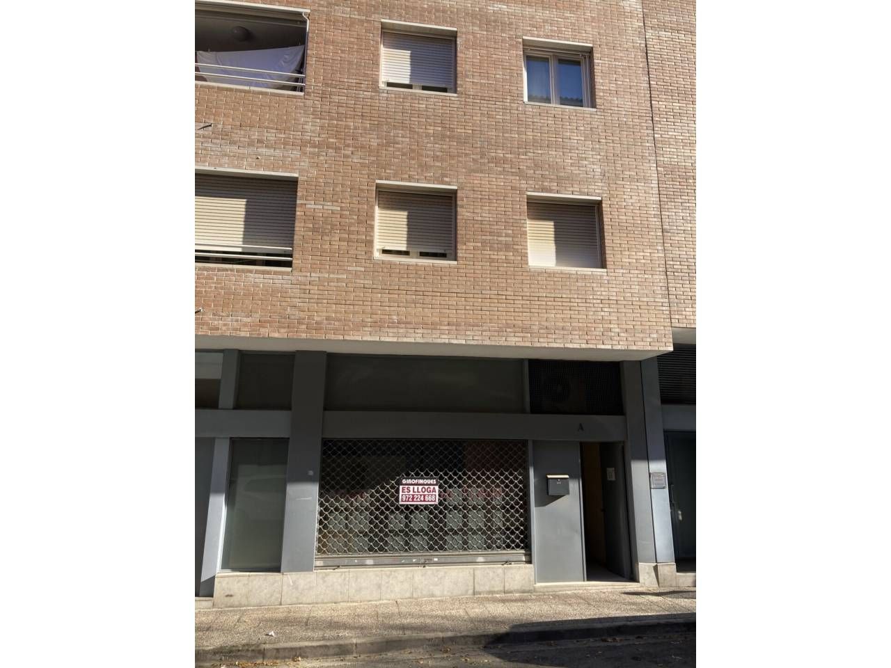 Vista exterior de Local de lloguer en Girona Capital