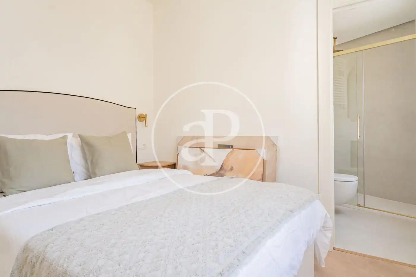 Bedroom of Attic for sale in Madrid  with Air Conditioner, Heating and Terrace