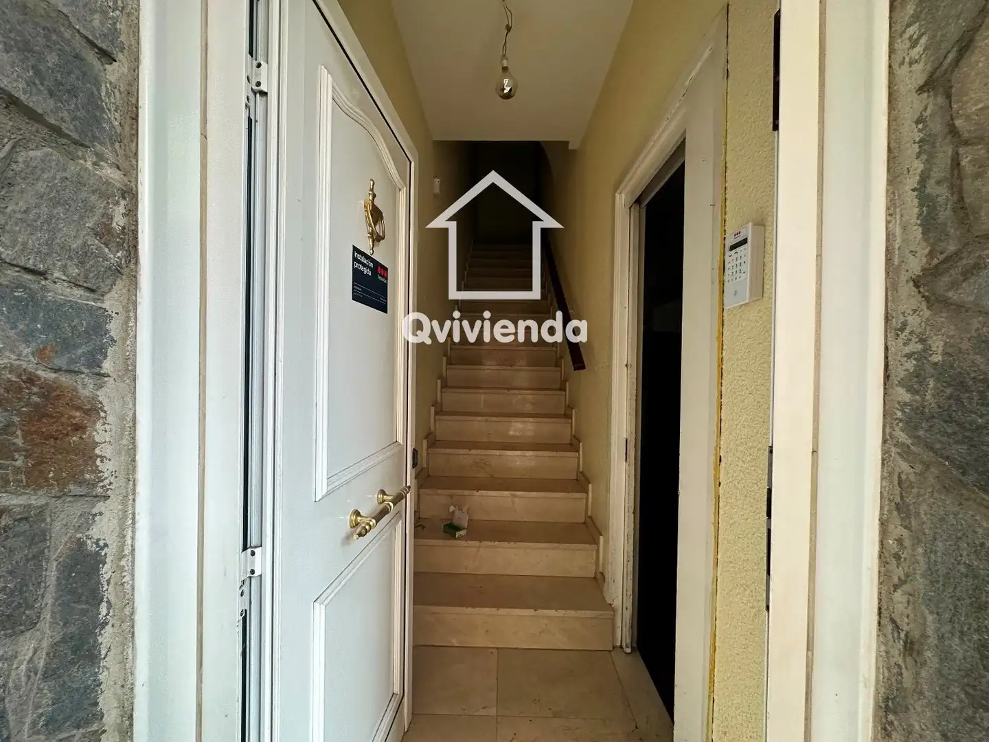 Casa adosada en venta en Santa Perpètua de Mogoda con Trastero
