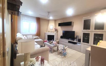 Living room of House or chalet for sale in Santa Eulàlia de Ronçana  with Air Conditioner and Swimming Pool