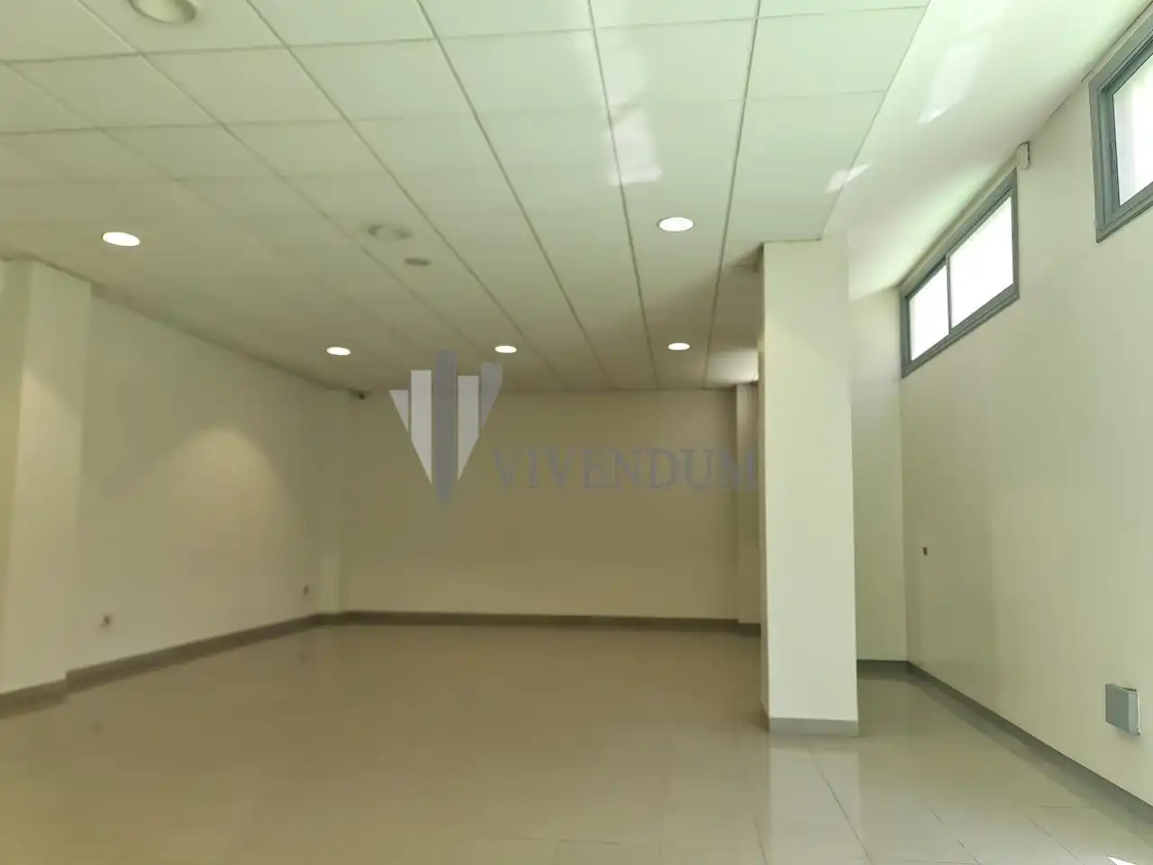 Local comercial en venta en Centro Urbano, imagen 23