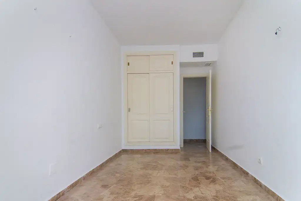 Bedroom of Flat for sale in San Pedro de Alcántara