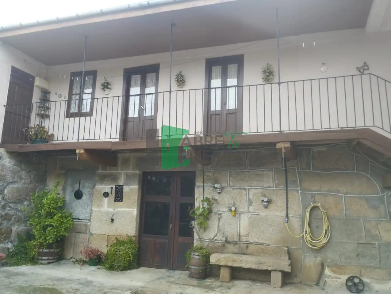 Vista exterior de Casa o chalet en venta en Punxín con Jardín privado, Amueblado y Balcón
