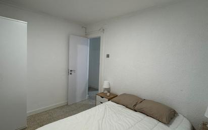 Bedroom of Flat to share in  Zaragoza Capital  with Heating, Furnished and Oven