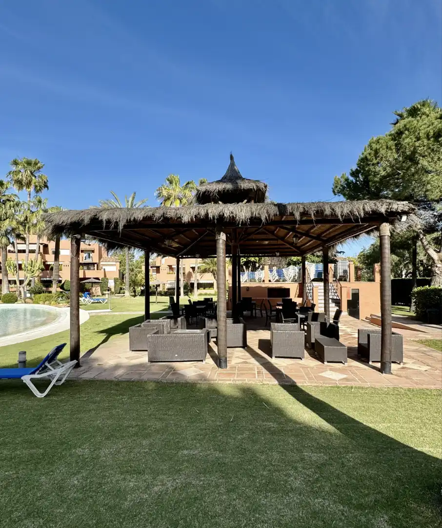 Terrace of Ground floor for sale in Marbella  with Air Conditioner, Heating and Terrace
