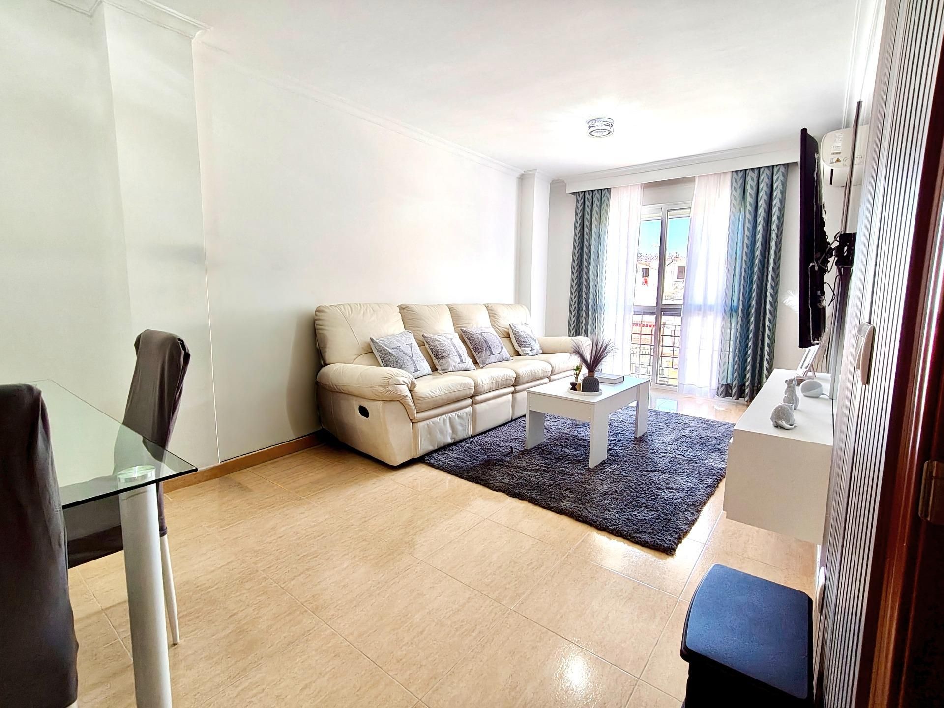 Flat for sale in Los Almendros - El Limonero - El Tomillar, Puerto de la Torre - Atabal, Málaga Capital